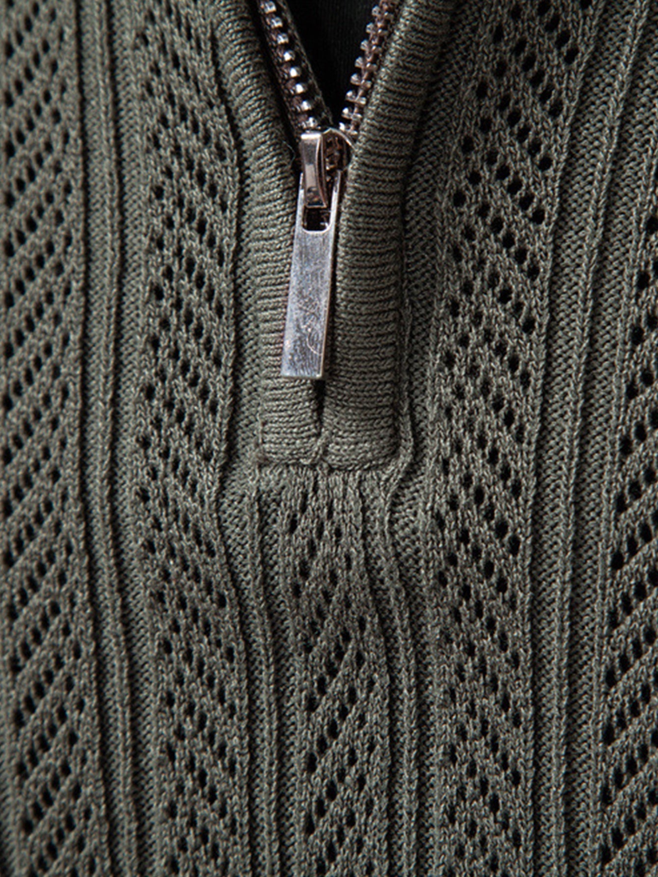 Long Sleeved Knitted Geometric Jacquard Zippe Polo Shirt