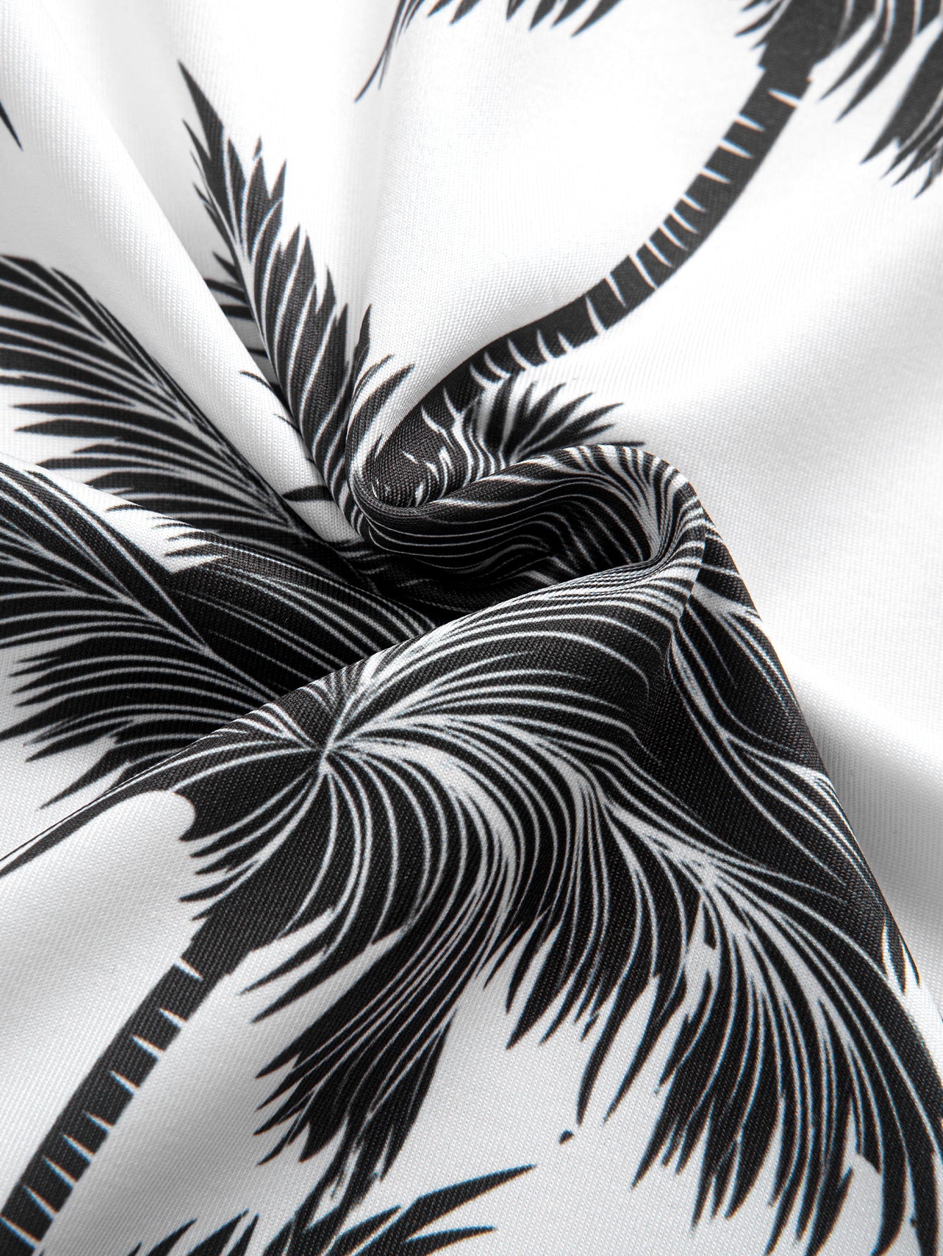 Palm Tree Print Arc Hem T-Shirt
